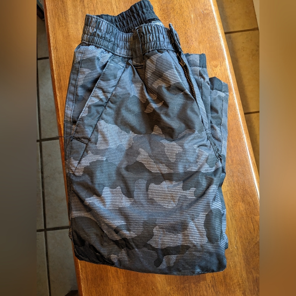 Boys ZeroExposure Black & Gray Snow Waterproof Pants Size 5/6